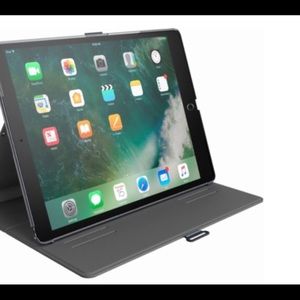 Speck - Balance Folio Case for 10.5" iPad® Pro